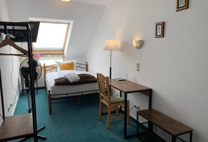 اتاق استاندارد یک نفره, Rosengarten