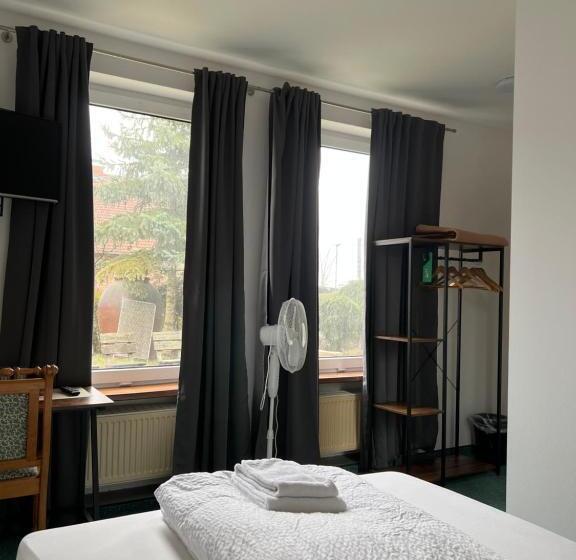 اتاق استاندارد یک نفره, Rosengarten