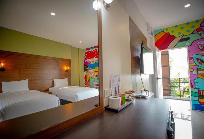 デラックスルーム, Smart