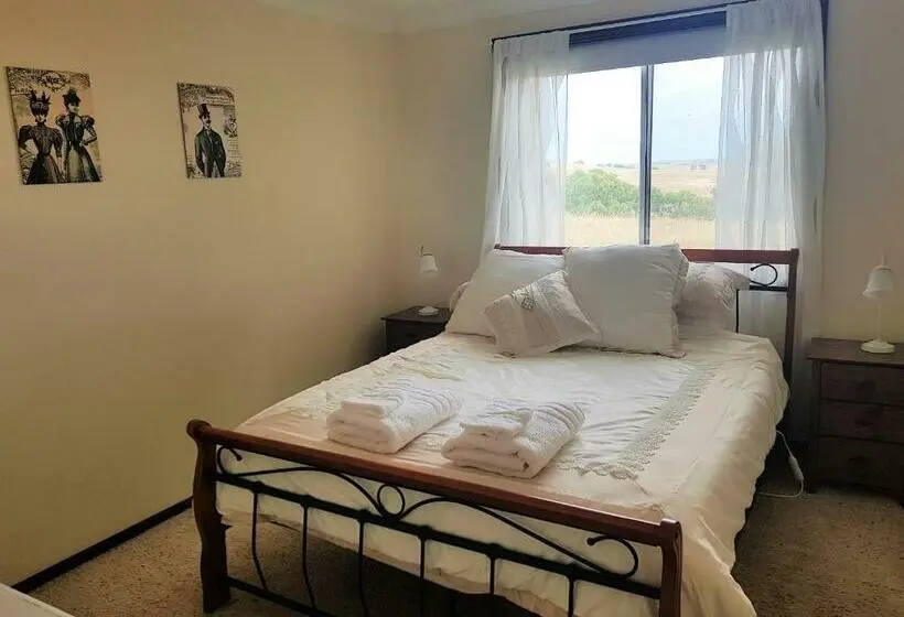 ３ベッドルームハウス, Wantana Cottage Farmstay