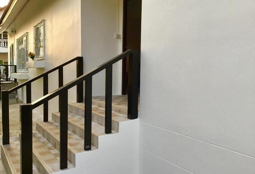 家庭间, Daddy S Homestay