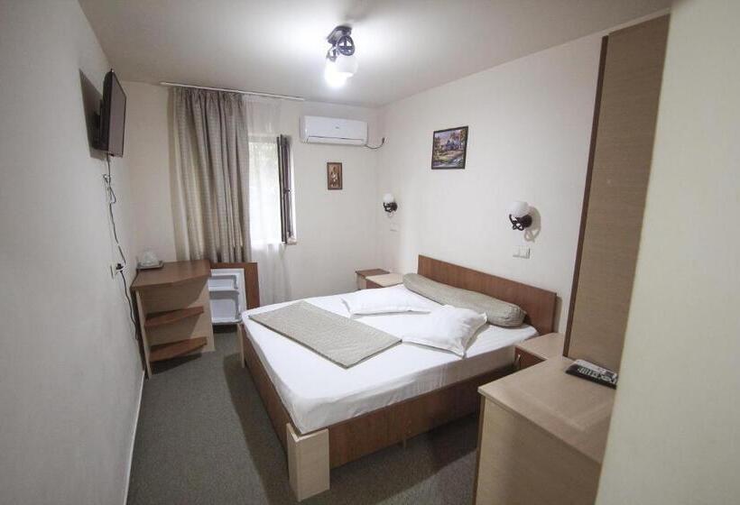 اتاق لوکس, Teju Hotels
