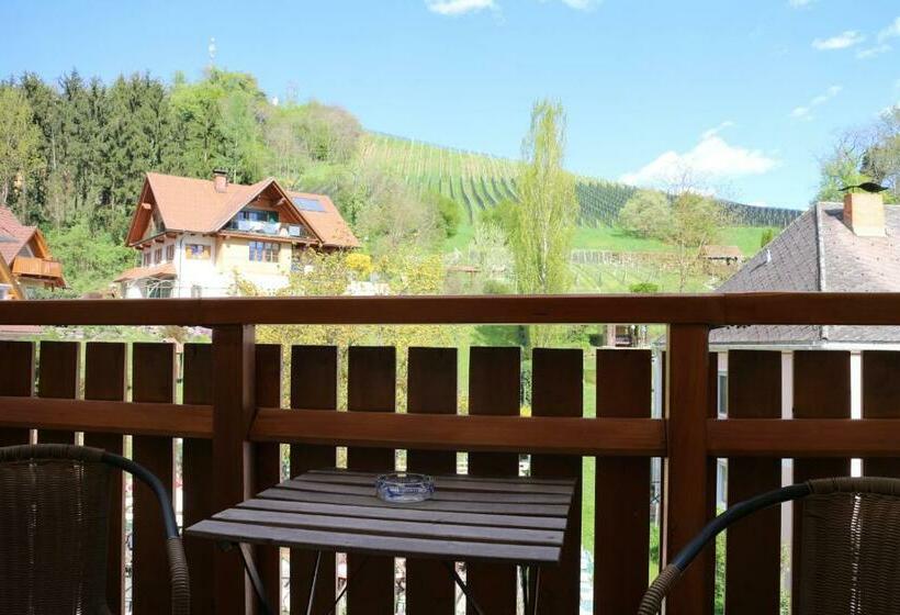 스탠다드 룸, Domittner