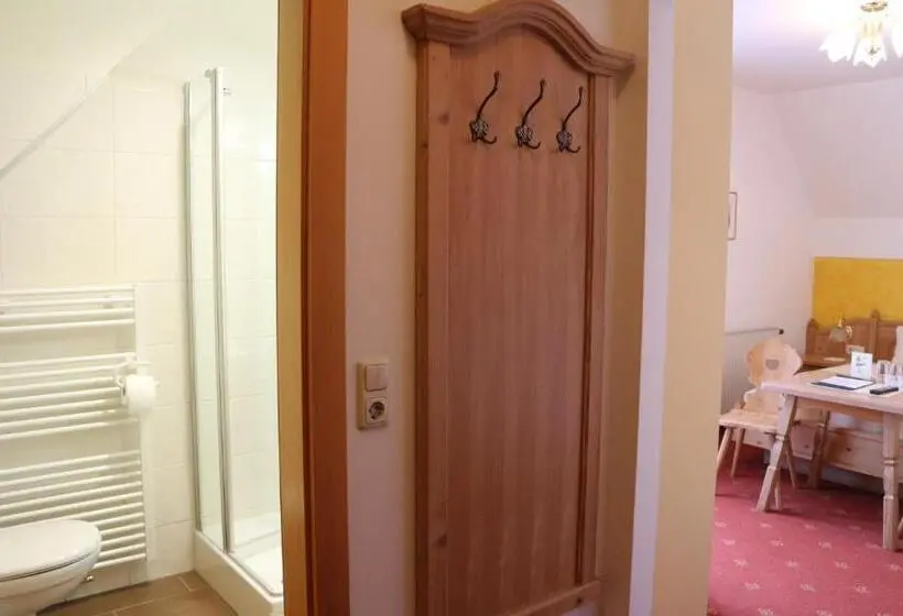 Standart Tek Kişilik Oda, Domittner