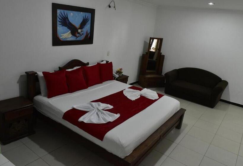 سوییت لوکس, El Principe Sede Campestre