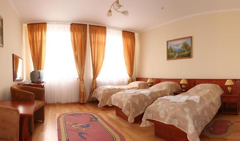 트리플 클래식 룸, Helikon