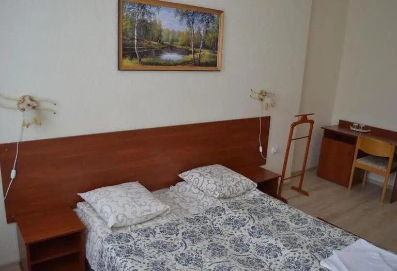 Suite Junior, Helikon