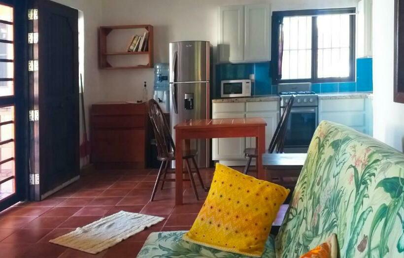 דירת חדר, Mayan Beach Garden