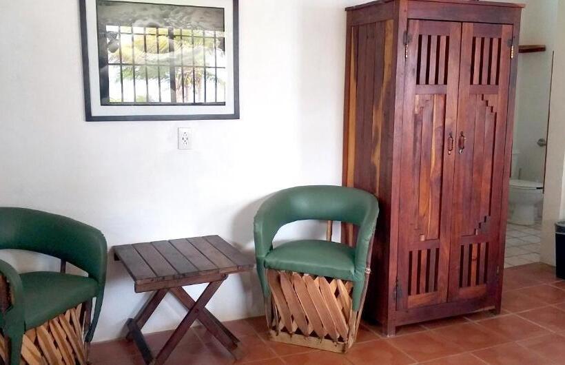 בקתה סטנדרטית, Mayan Beach Garden