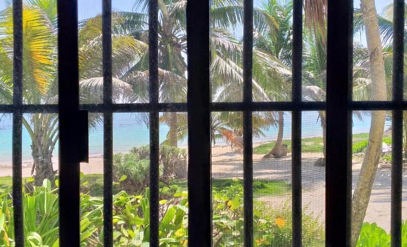 בקתה סטנדרטית, Mayan Beach Garden