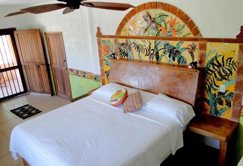 デラックススタジオ, Mayan Beach Garden