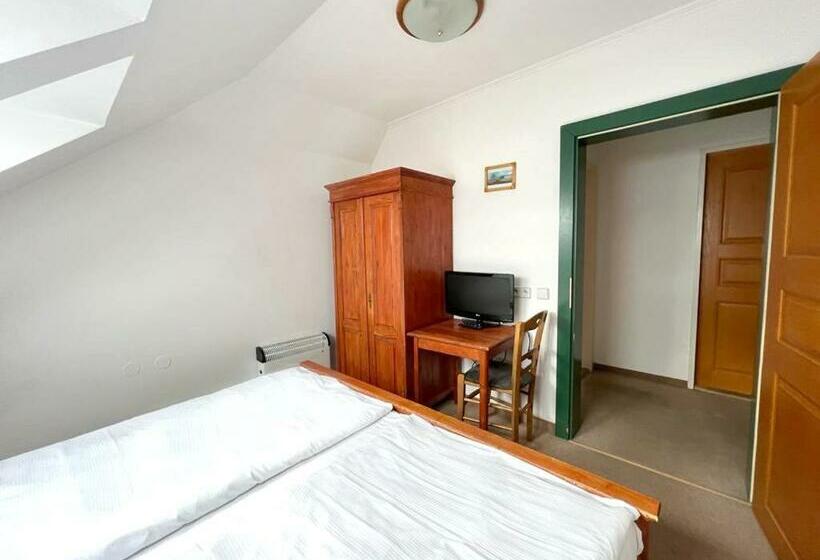 סוויטה, Modrava