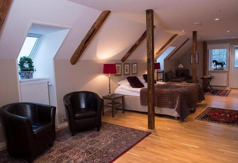 Mini Suite, Strand Golf
