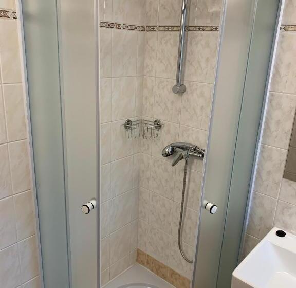 חדר משפחתי, Penzion A Restaurace Vyhlídka