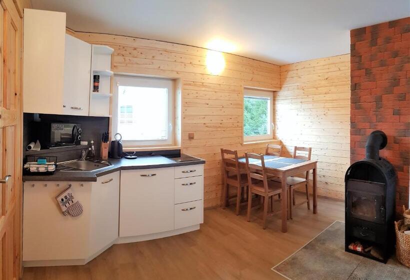 סוויטה משפחתית, Penzion A Restaurace Vyhlídka