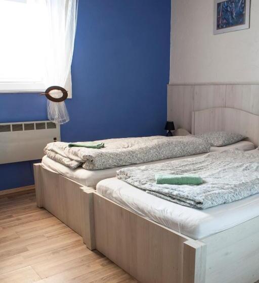 غرفة قياسية, Pura Vida