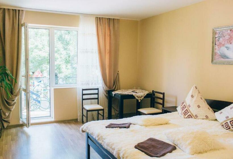 غرفة ديلوكس مزودة بشرفة, Berizka