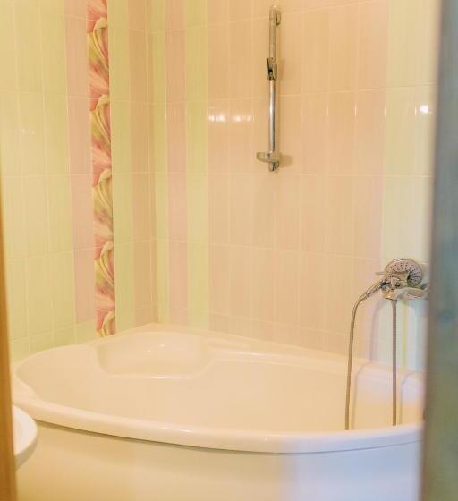 غرفة ديلوكس, Berizka