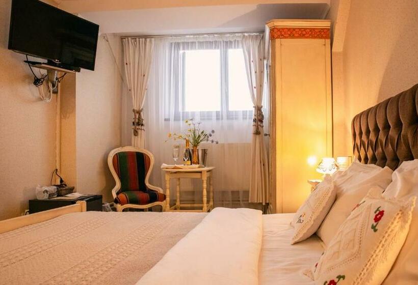 标准间, Hanul Ancutei