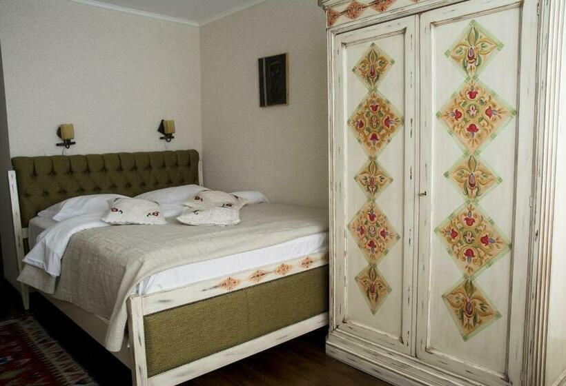 标准间, Hanul Ancutei