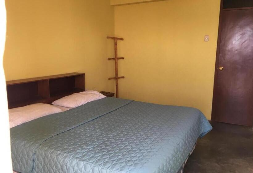 اتاق استاندارد سه نفره, Sueños De Chicama