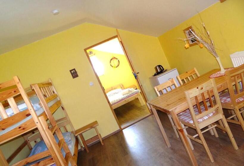 סוויטה, Farma Růžová