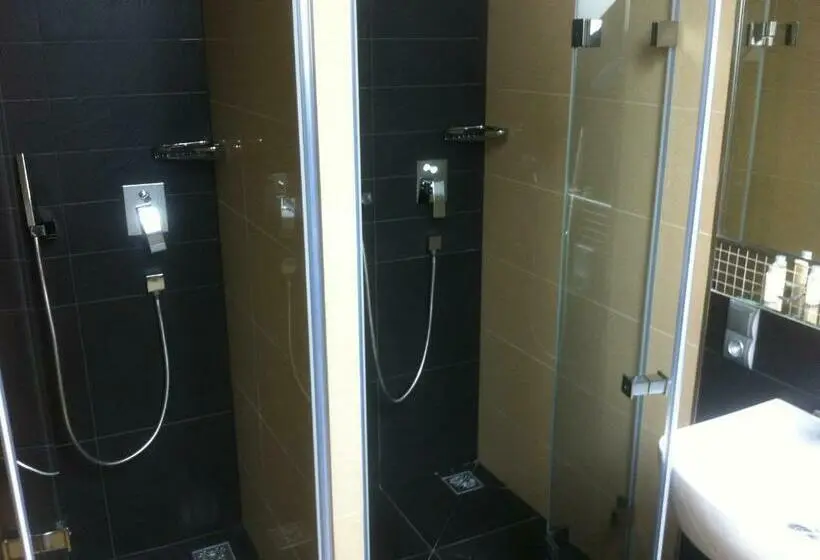 スタンダード4人部屋, Krušnohorský Dvůr