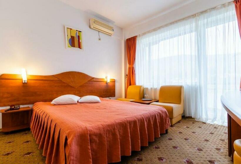 Номер Стандарт с Балконом, President