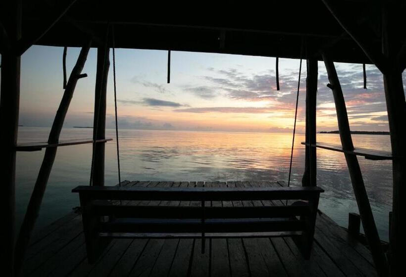 Бунгало Семейное Вид на Море, Urraca Monkey Island Eco Resort