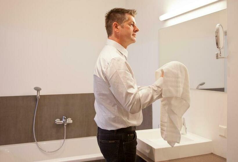 스위트, Wallern Garni