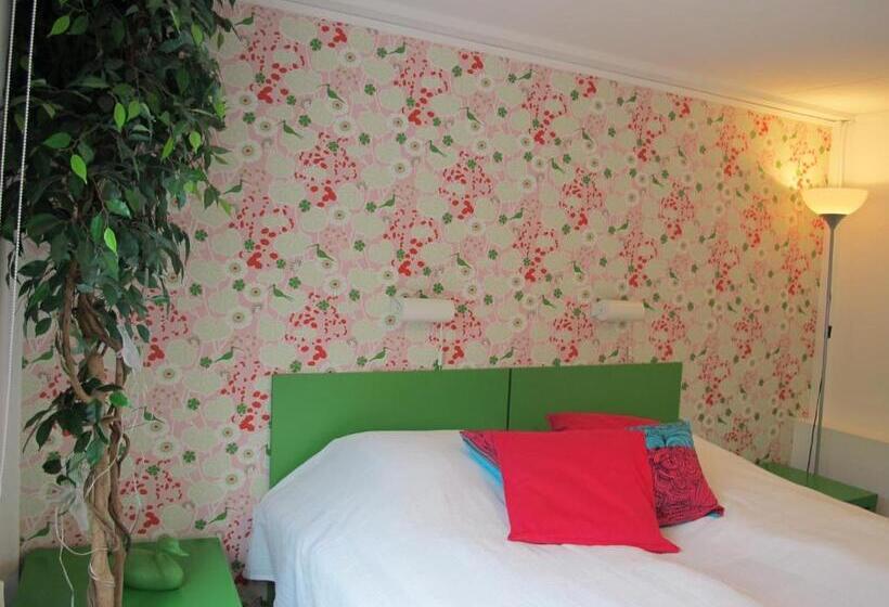 Номер Deluxe, Nösundsgården Hotell & Vandrarhem