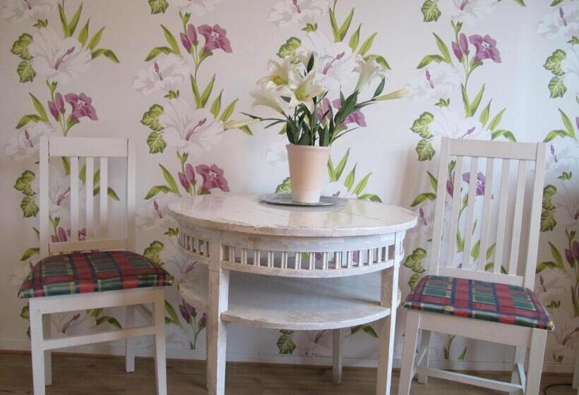 Номер Deluxe, Nösundsgården Hotell & Vandrarhem