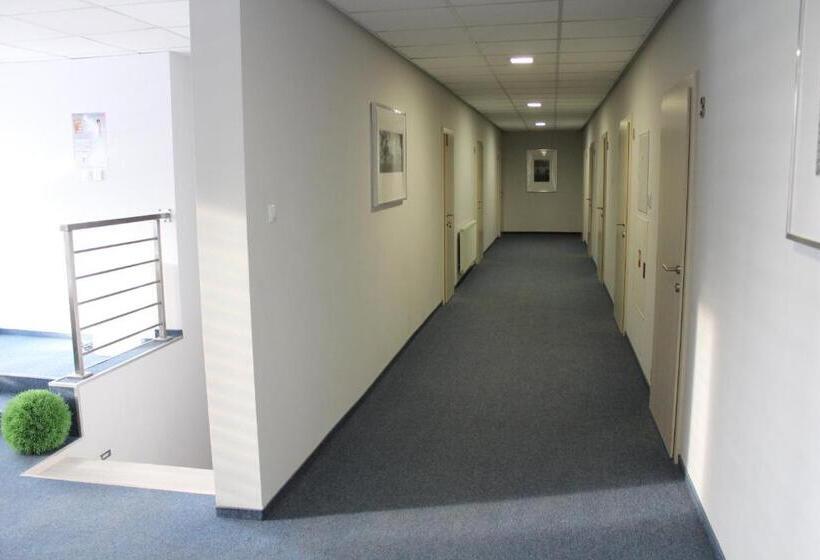 جناح, Penzión Aqua Maria