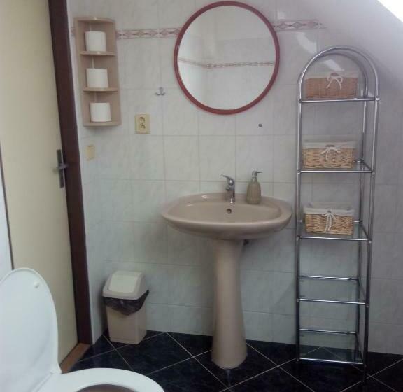 Семейный Номер, Pension Pastis