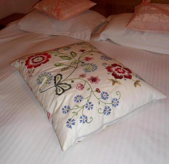 جناح 3 غرف نوم, Pensiune Maria