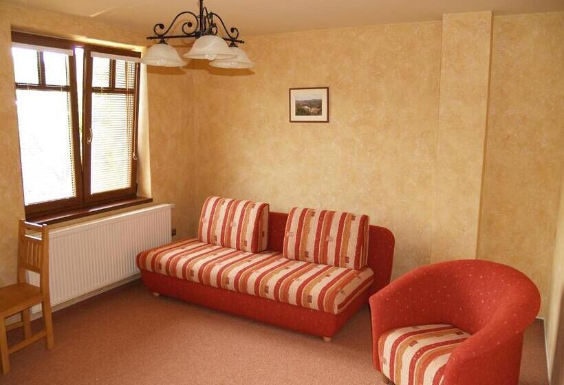 4인용 스탠다드 룸, Penzion Pivovar Vraník