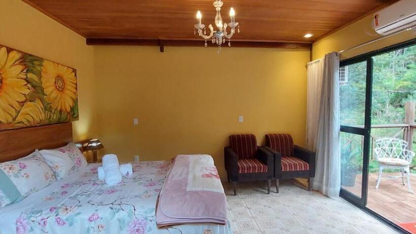 スタンダードインサイドビュールーム, Pousada Recanto Lisieux