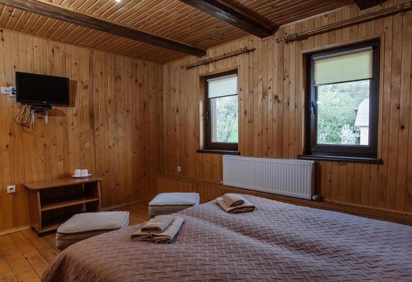 غرفة إقتصادية, рибничанка