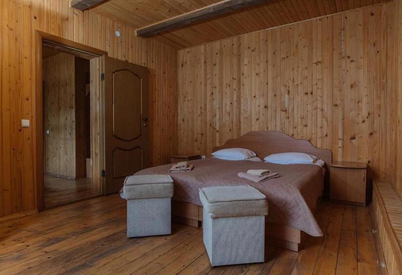 غرفة قياسية, рибничанка