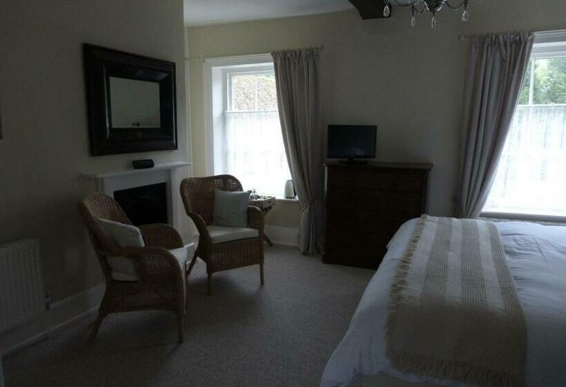 高级大房间, Home Farm House