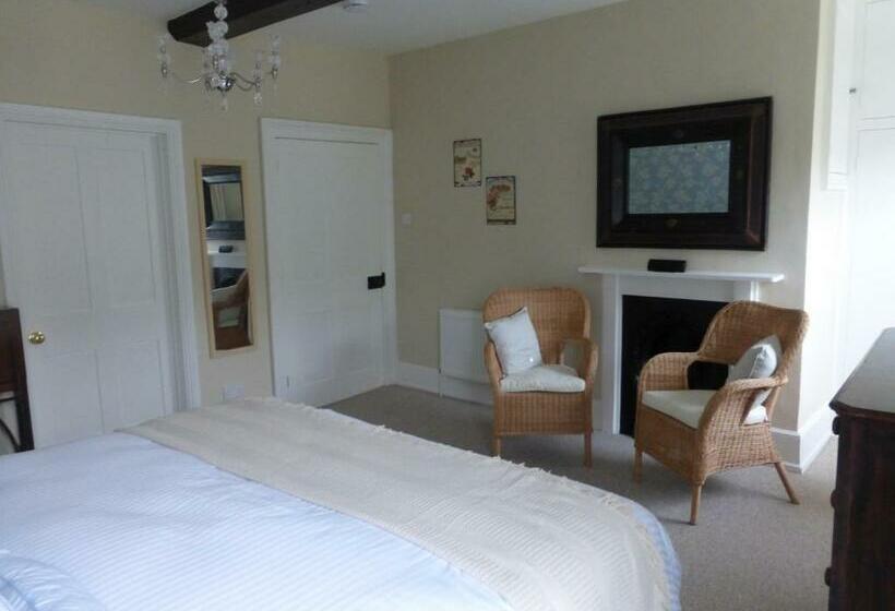 高级大房间, Home Farm House