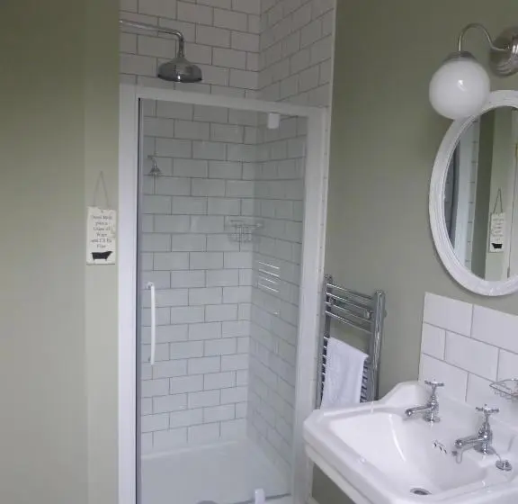 スーペリアールーム, Home Farm House