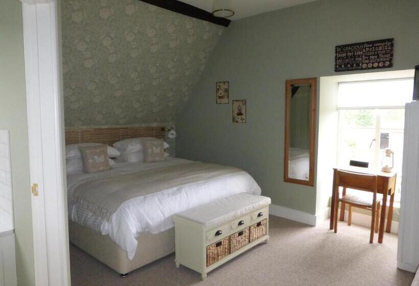 高级大房间, Home Farm House