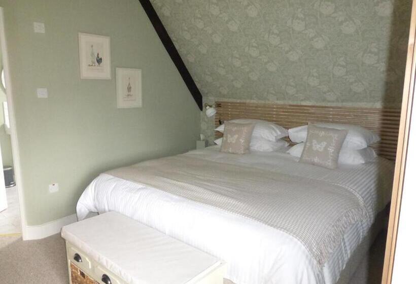 高级大房间, Home Farm House