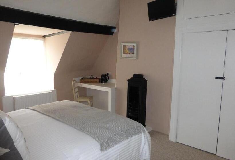 标准间, Home Farm House