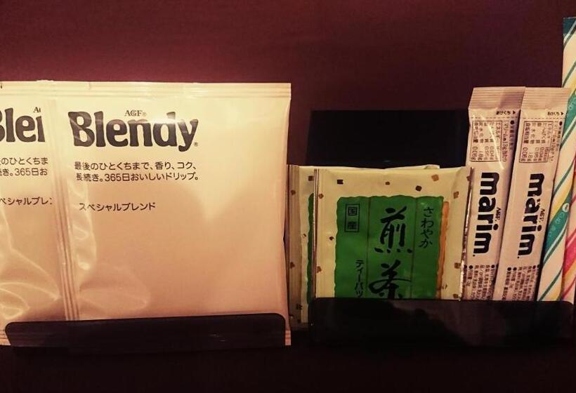 اتاق استاندارد, Aloha Inn Aine