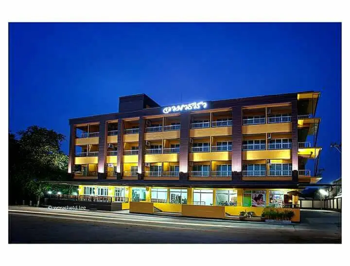 Standard-huone Parveke, Amatara