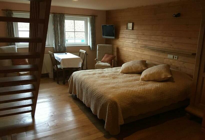 Четырехместный Номер Стандарт, Bladelijn