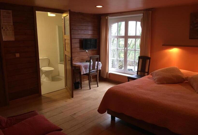 Семейный Номер, Bladelijn