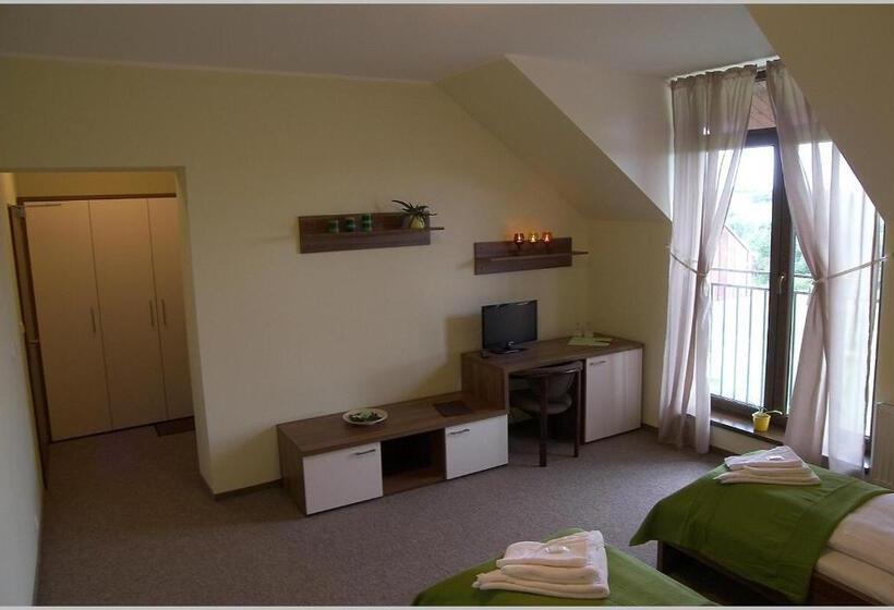 חדר סטנדרט, Golf Bitozeves